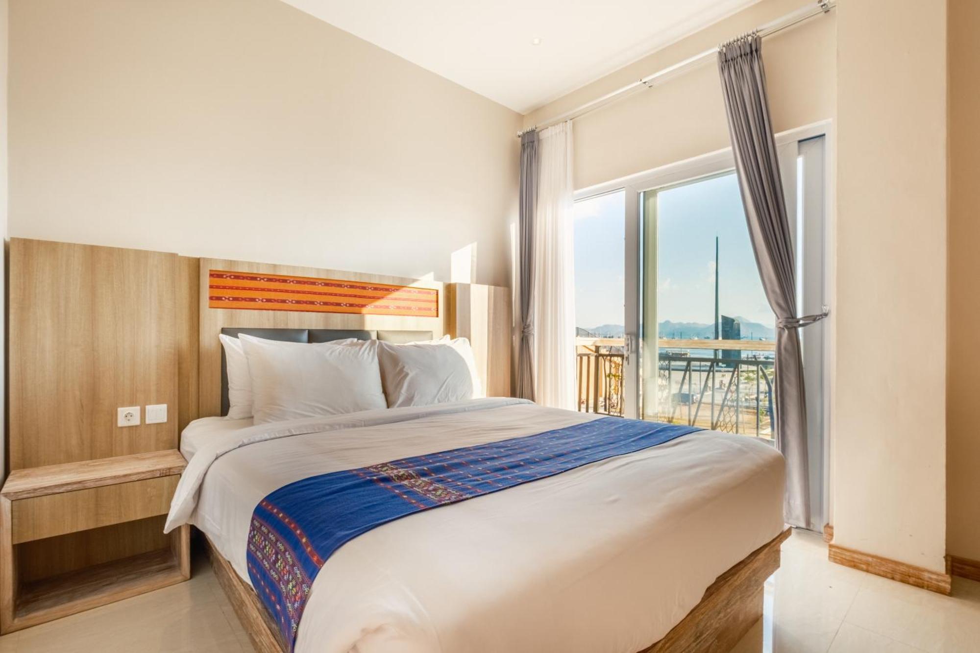 Dejavu 2.0 Hotel Bajo Komodo Labuan Bajo Extérieur photo