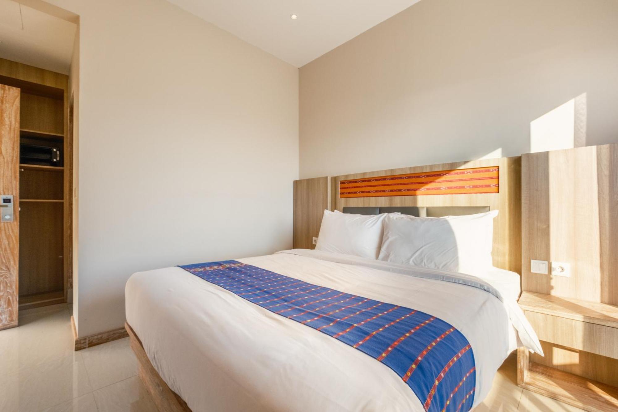 Dejavu 2.0 Hotel Bajo Komodo Labuan Bajo Extérieur photo